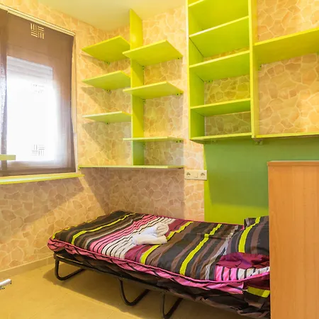 Cye Apartment *